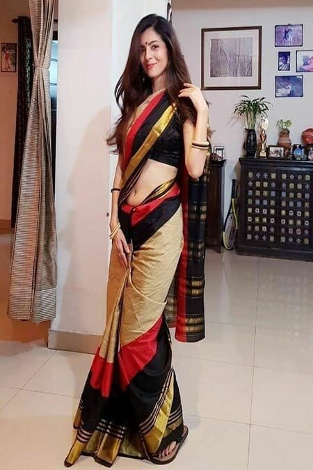 Call Girls In noida Sector 137